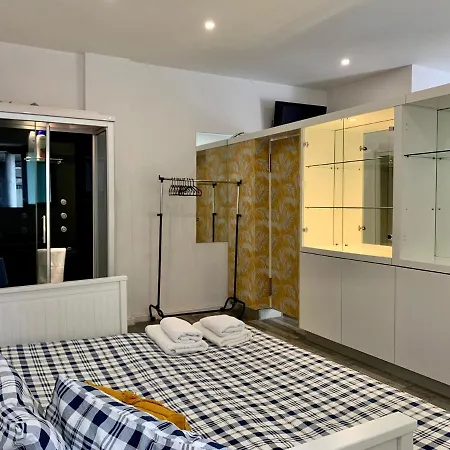 Apartment T1 - Rua Costa Cabral - Transportes Na Porta