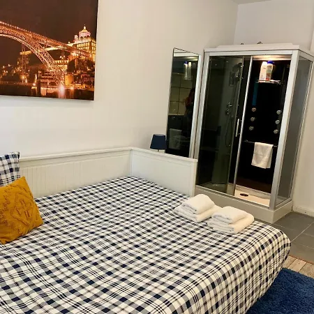 Apartment T1 - Rua Costa Cabral - Transportes Na Porta *